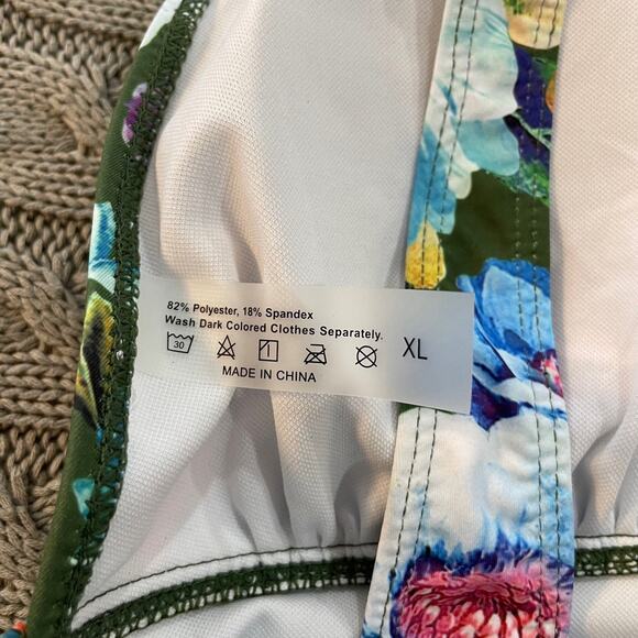 NWT Shein Floral One Piece Swimsuit ~ XL - Picture 9 of 10